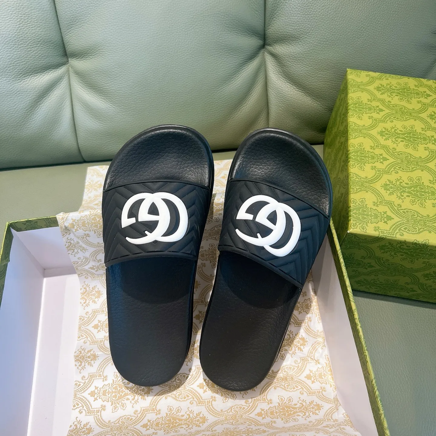 Men's Men's Shoes 130🐮🐮Gucci Gucci Slippers Gucci 2024 latest beach sandals slippers Original molding double G LOGO Original molding consistent Outsole: Men's Men's Shoes u double-layer outsole Size: 35-46